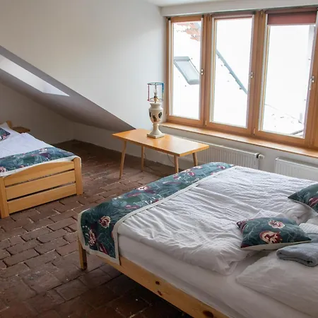 Apartamento Podkroví V Kabinetu Cb *